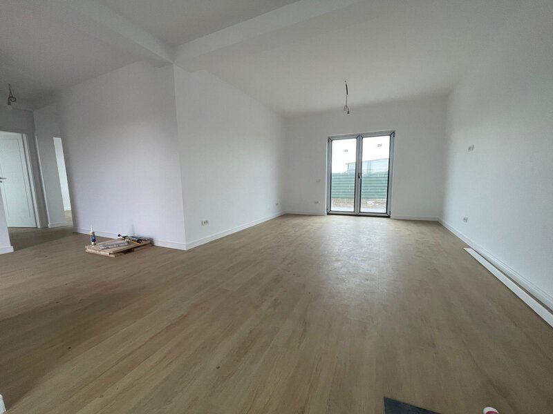 Domnesti strada Salciei Parter Mansardat - toate utilitatile 3 dorm