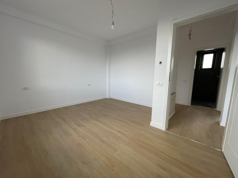 Domnesti strada Salciei Parter Mansardat - toate utilitatile 3 dorm